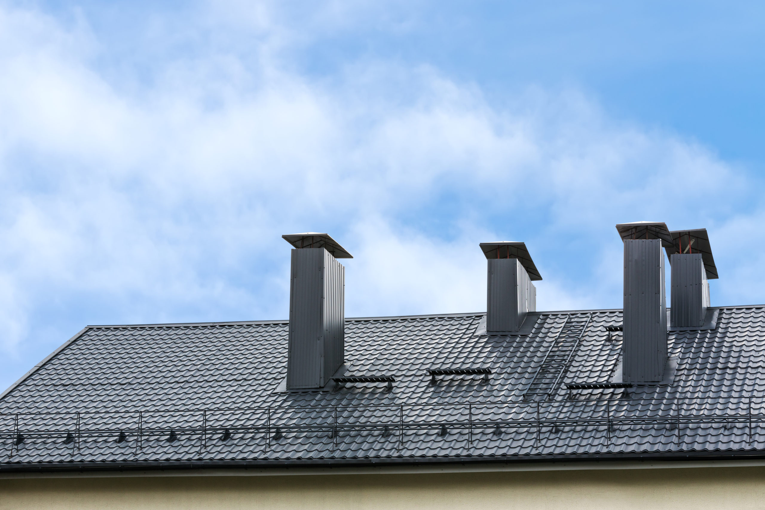 Akcesoria dachowe – rodzaje i główne funkcje